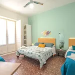 Casa Siciliana Nel Centro Storico Di 3 10 Ospiti 119m2 Catania
