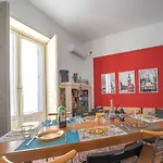 Casa Siciliana Nel Centro Storico Di 3 10 Ospiti 119m2