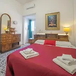 Casa Siciliana Nel Centro Storico Di 3 10 Ospiti 119m2 * Catania