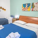 Casa Siciliana Nel Centro Storico Di 3 10 Ospiti 119m2