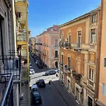 Casa Siciliana Nel Centro Storico Di 3 10 Ospiti 119m2 Alloggio in famiglia Catania