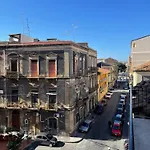 Casa Siciliana Nel Centro Storico Di 3 10 Ospiti 119m2 Alloggio in famiglia Catania