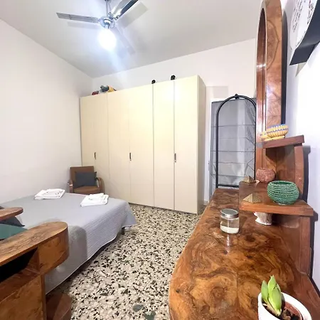 Homestay Station House Cettina *