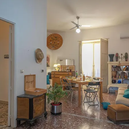 Casa Siciliana Nel Centro Storico Di 3 10 Ospiti 119m2 Δωμάτια σε οικογενειακή κατοικία