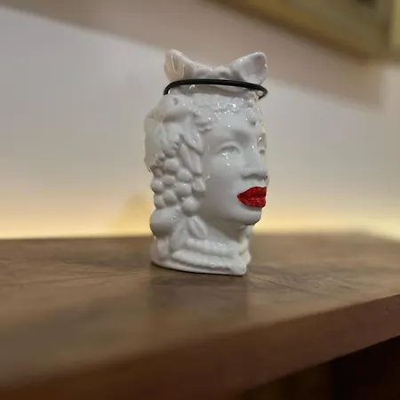 Casa Siciliana Nel Centro Storico Di 3 10 Ospiti 119m2 Δωμάτια σε οικογενειακή κατοικία *
